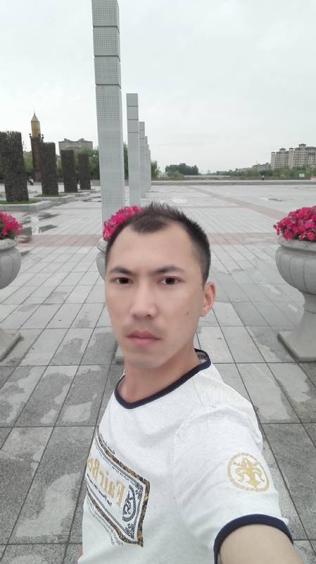 天平的第一张照片--辽宁中老年相亲网