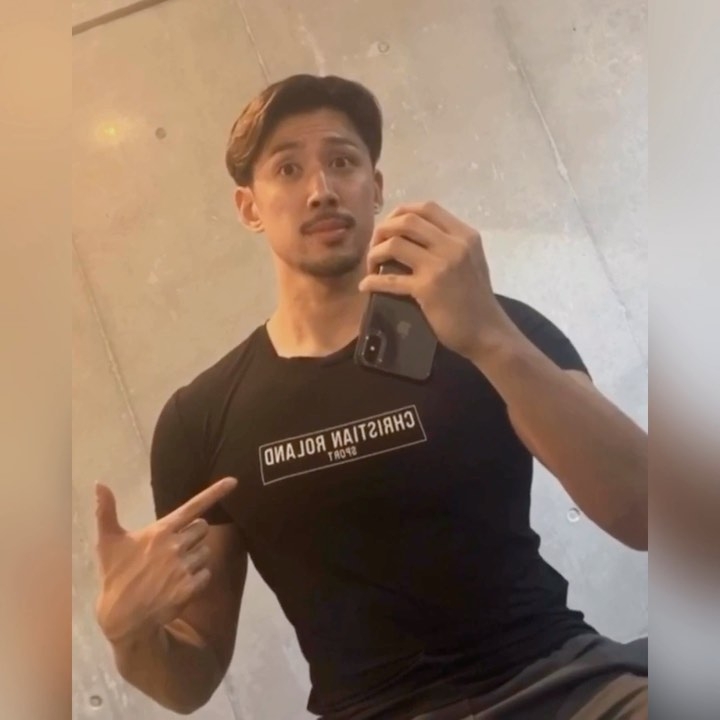 迎风而上的第一张照片--辽宁中老年相亲网