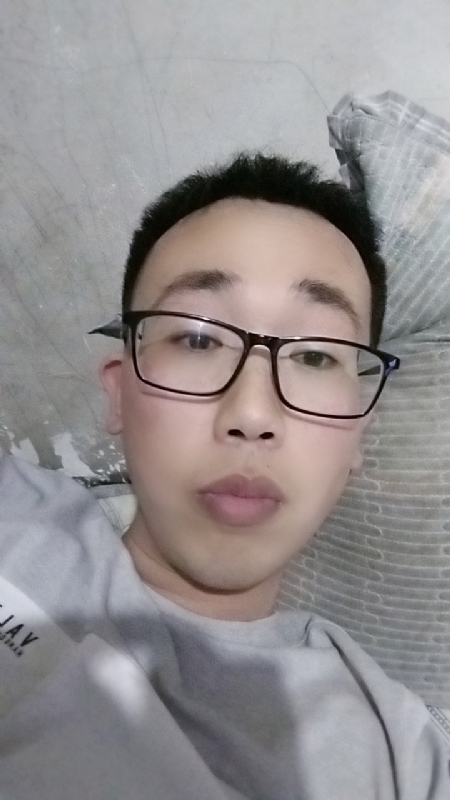 喜欢比我大的女人的第一张照片--辽宁中老年相亲网
