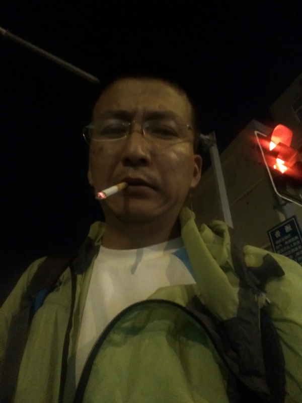 认真的生活的第一张照片--辽宁中老年相亲网