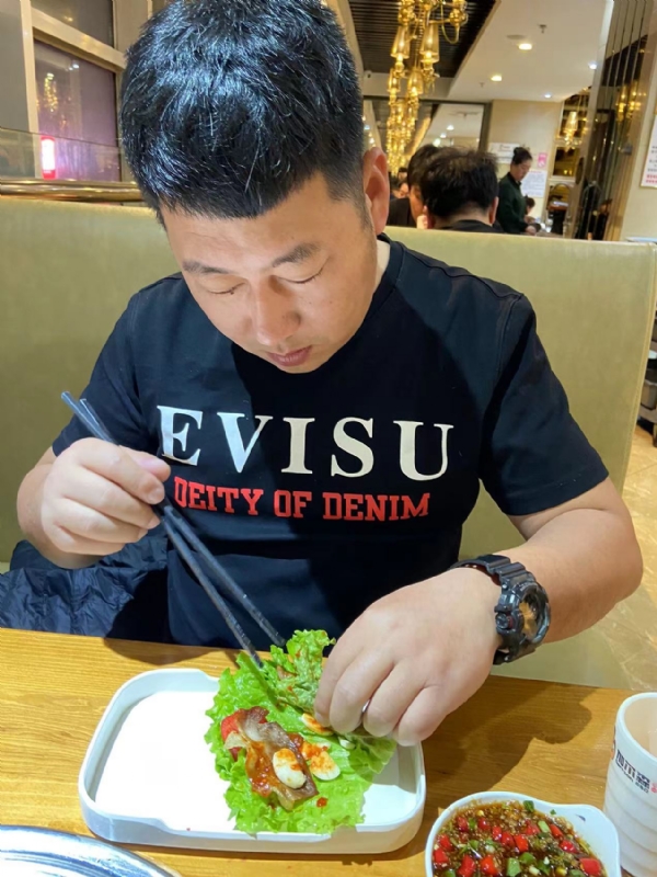 砒霜的第一张照片--辽宁中老年相亲网