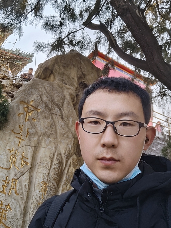 小徐要努力的第一张照片--辽宁中老年相亲网